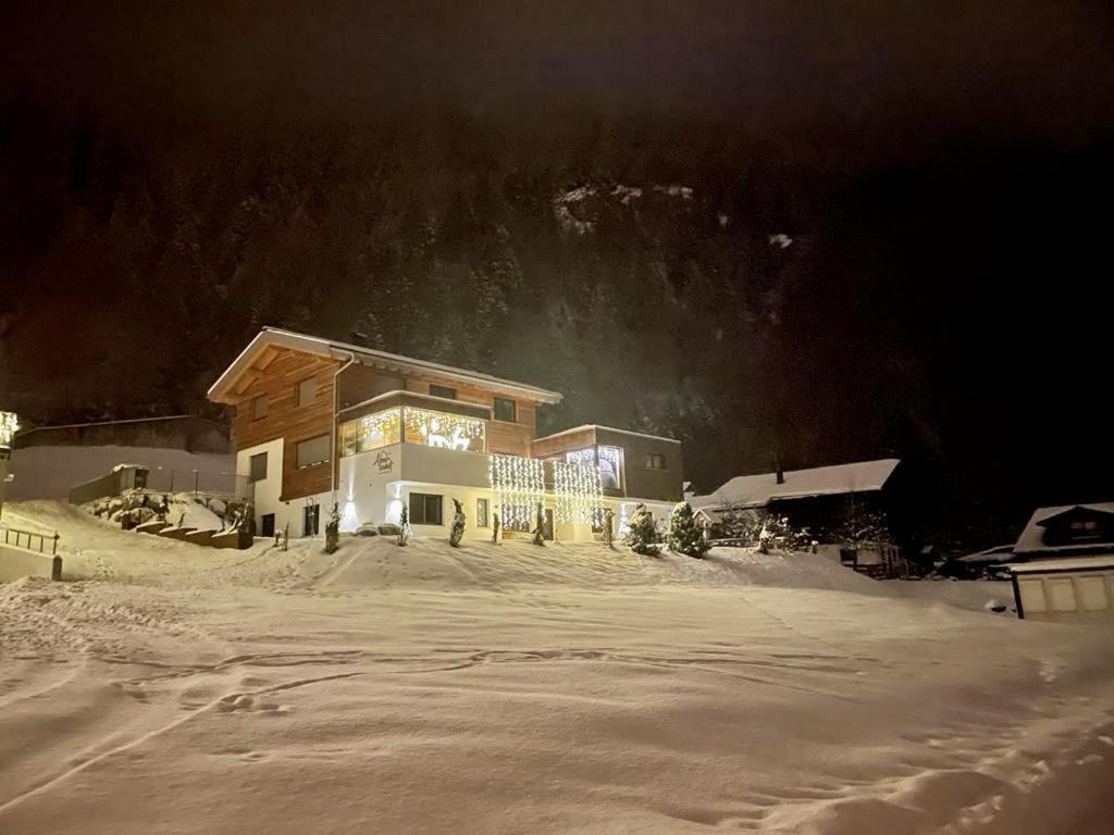 Alpenzauber Apartment Montafon Sankt Gallenkirch Bagian luar foto