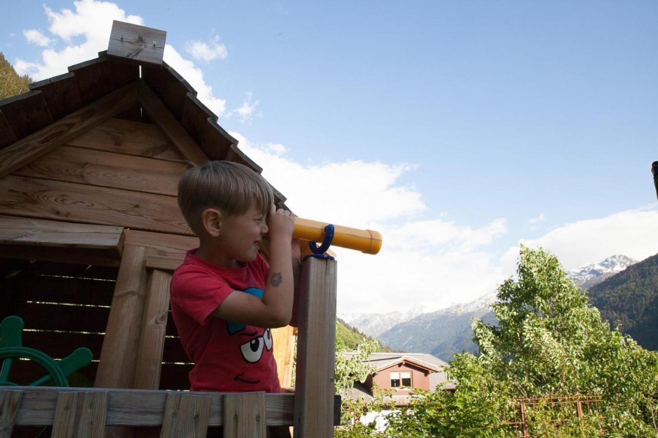 Alpenzauber Apartment Montafon Sankt Gallenkirch Bagian luar foto