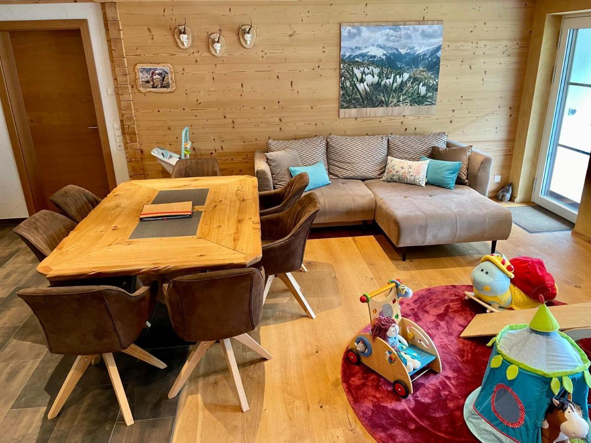Alpenzauber Apartment Montafon Sankt Gallenkirch Bagian luar foto