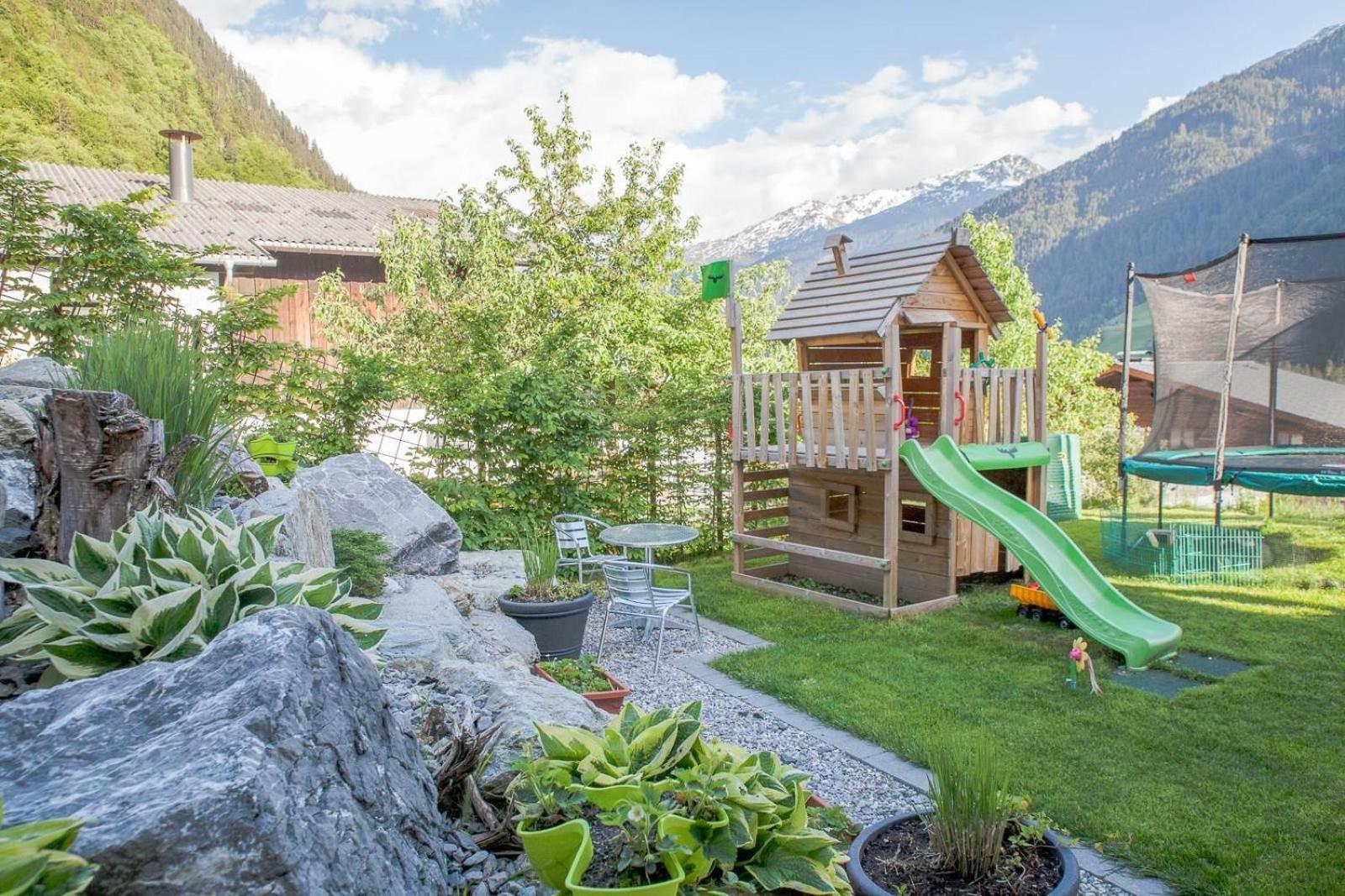 Alpenzauber Apartment Montafon Sankt Gallenkirch Bagian luar foto